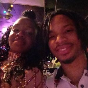 Meet your Posher, Alyson